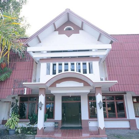 RedDoorz near Kampus 3 UTY Yogyakarta Hotel Bagian luar foto